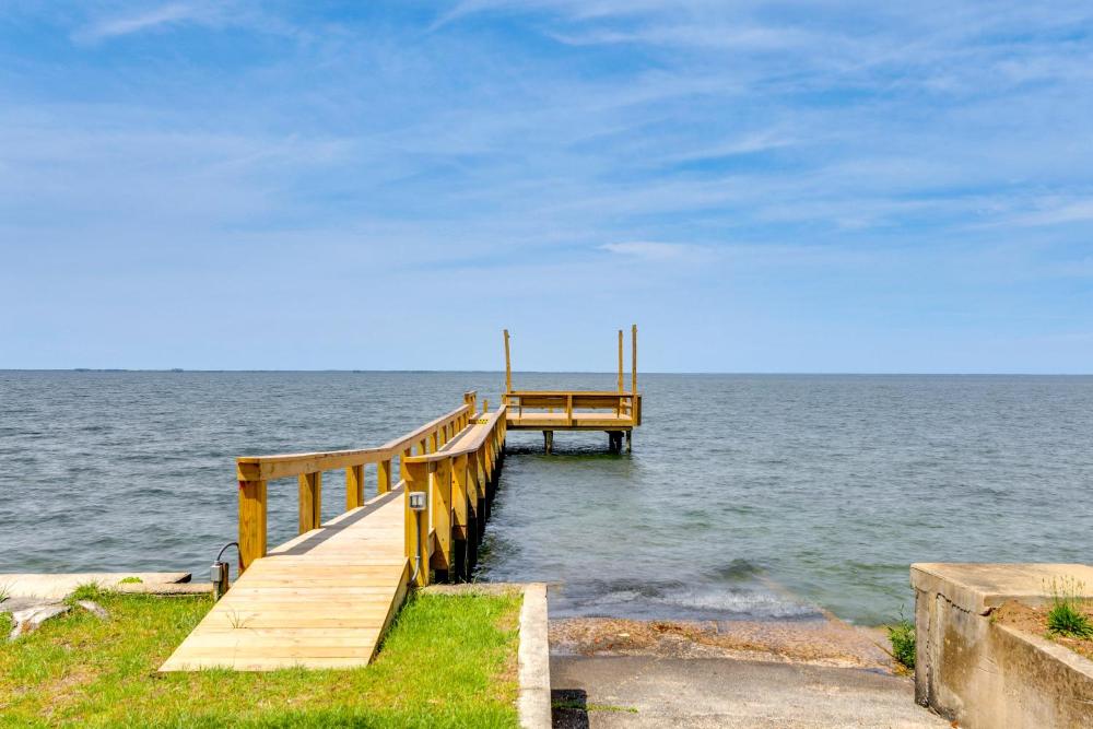 Lakefront Retreat with Game Room and Private Dock!